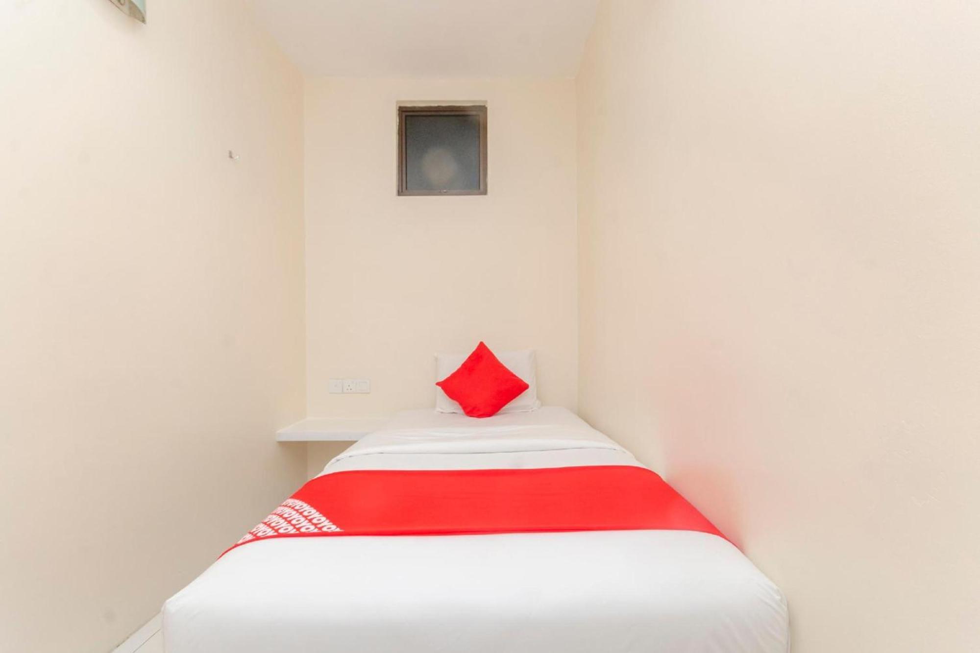 Skudai Hotel Ngoại thất bức ảnh