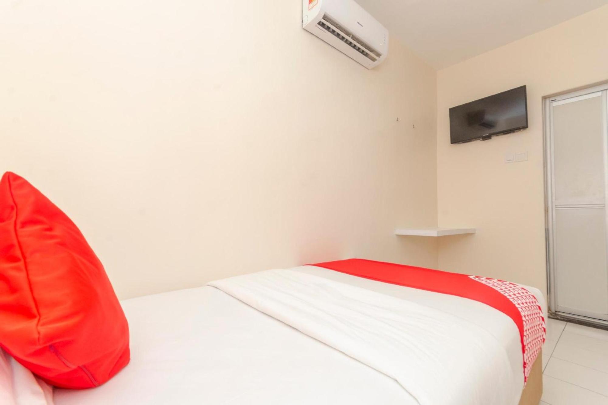 Skudai Hotel Ngoại thất bức ảnh