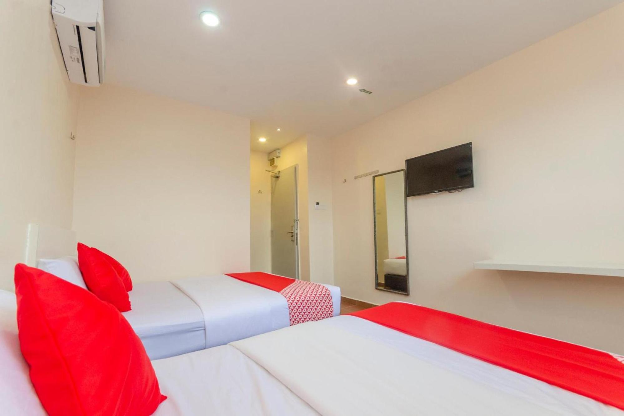 Skudai Hotel Ngoại thất bức ảnh