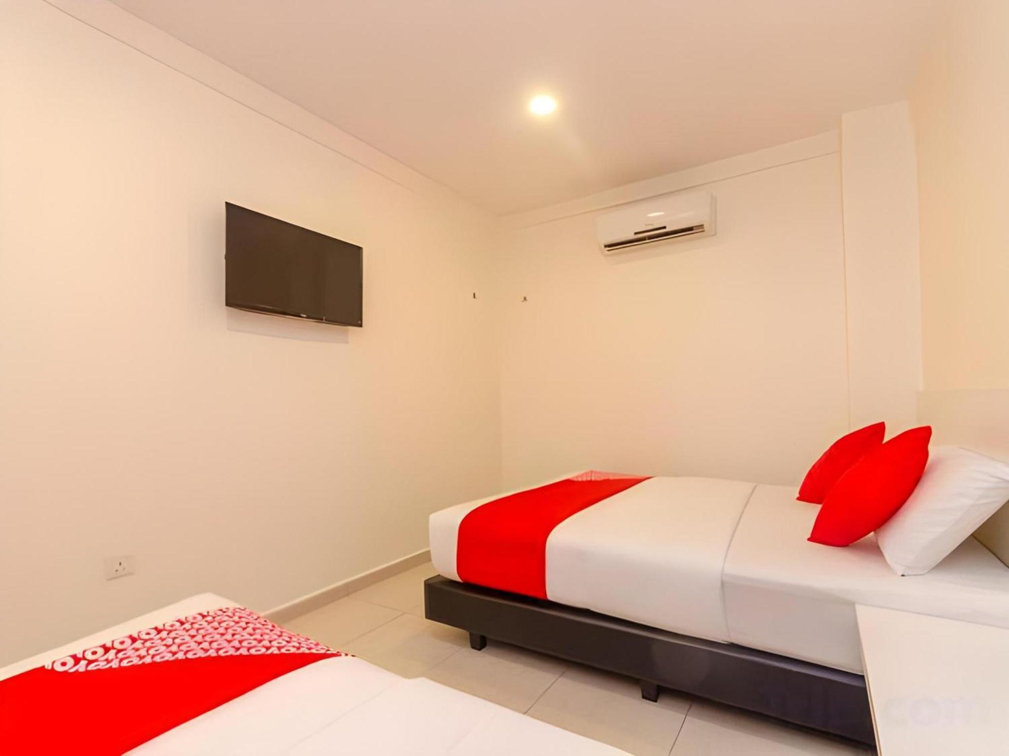 Skudai Hotel Ngoại thất bức ảnh