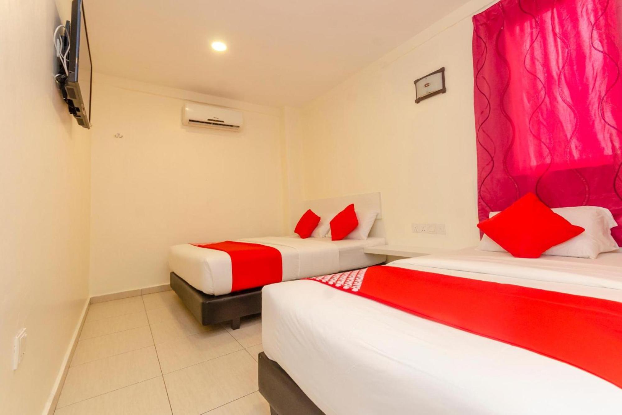 Skudai Hotel Ngoại thất bức ảnh