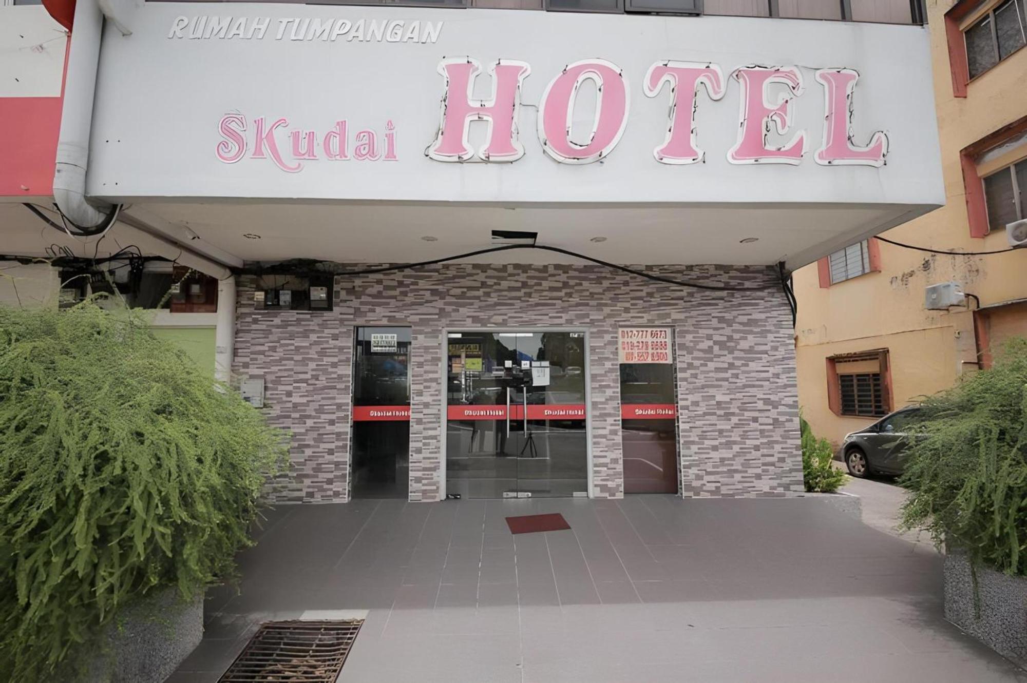 Skudai Hotel Ngoại thất bức ảnh