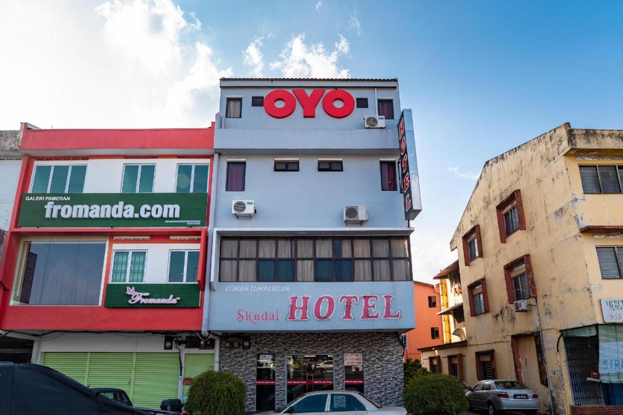Skudai Hotel Ngoại thất bức ảnh
